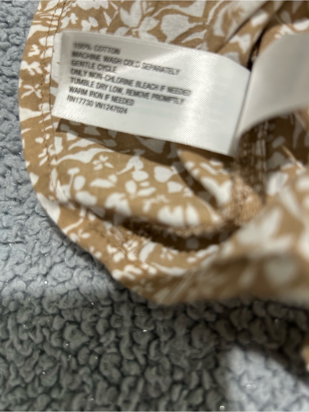 Universal Thread Beige Floral Ruffle Blouse - Picture 11 of 11